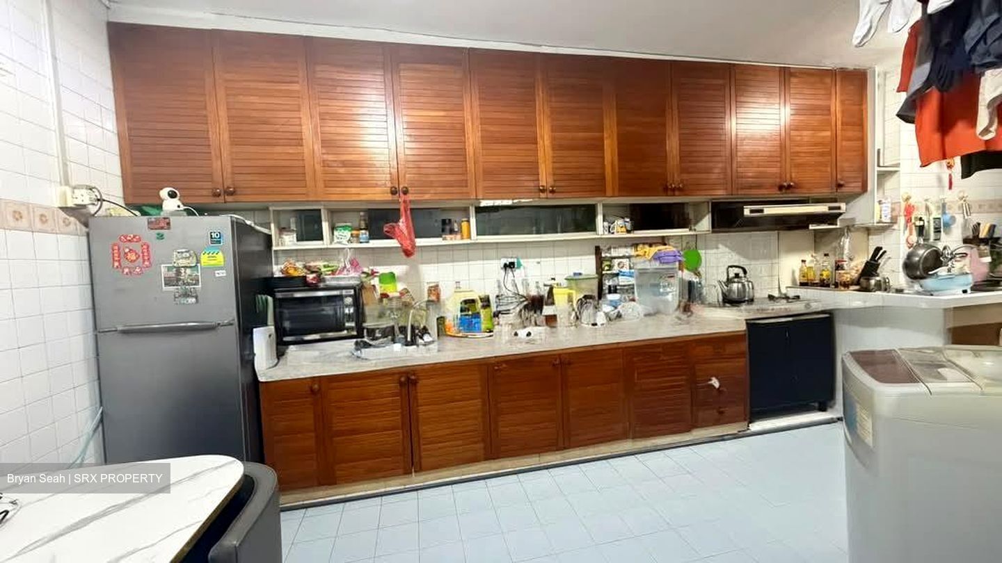 Blk 214 Jurong East Street 21 (Jurong East), HDB 4 Rooms #573189021